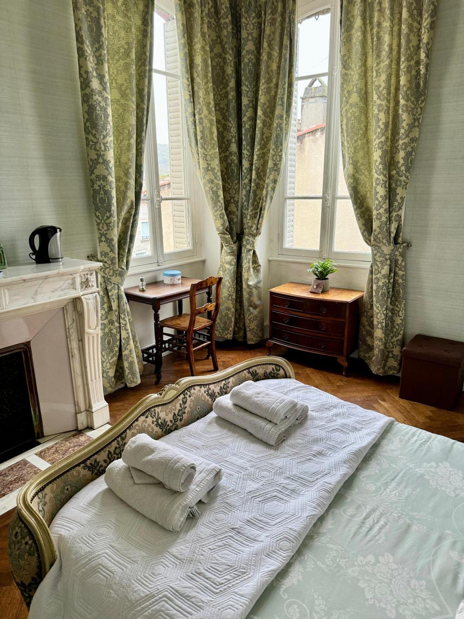 La Maison D'Hotes Du Chapelier Espéraza Exteriér fotografie